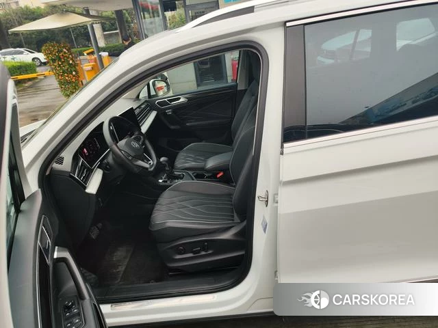 Volkswagen Tiguan L id 4277853 из Китая 9
