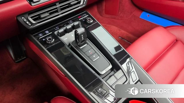 Porsche 911(992) id 4649976 из Кореи 32