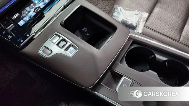 Hyundai The New Grandeur IG id 3546602 из Кореи 19