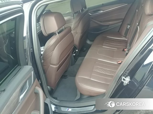 BMW 5 Series (G30) id 4351016 из Кореи 14