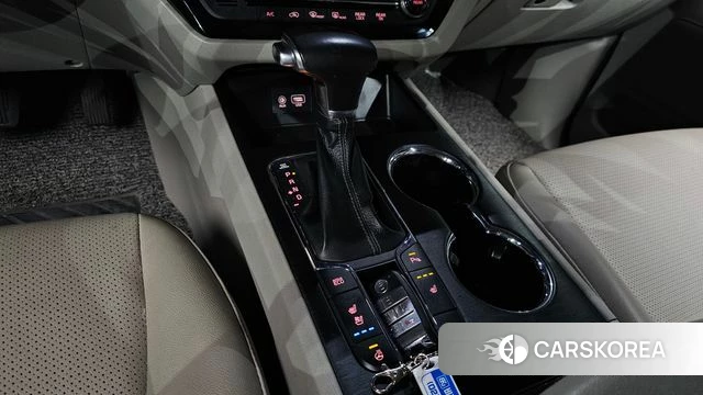 Kia The New Carnival id 4285999 из Кореи 29