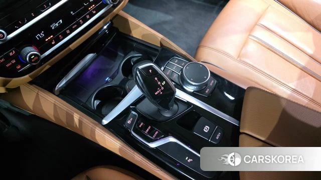 BMW 5 Series (G30) id 4304581 из Кореи 19