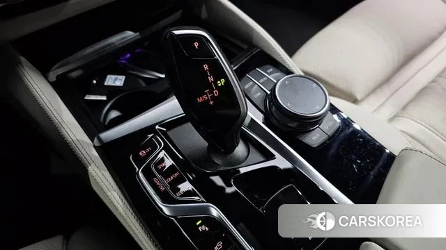 BMW 5 Series (G30) id 3279575 из Кореи 19