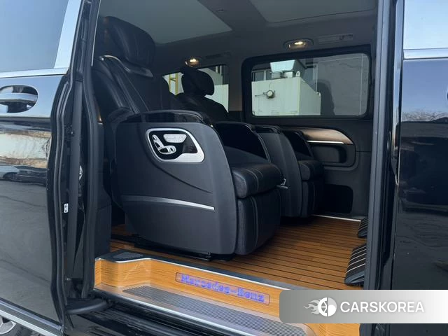 Mercedes-Benz V-class id 4264837 из Китая 37