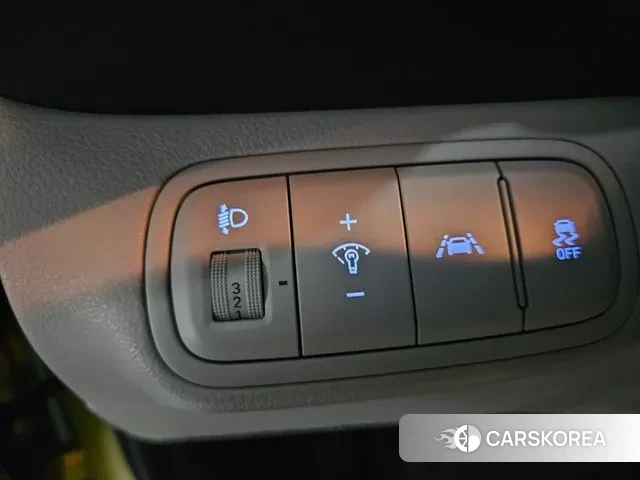 Hyundai Venue id 2980816 из Кореи 17