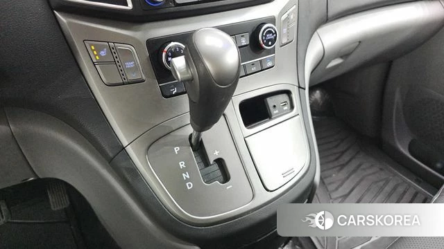 Hyundai The New Grand Starex id 3955102 из Кореи 19