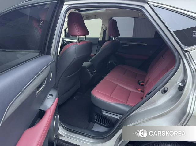 Lexus NX id 4274165 из Китая 27