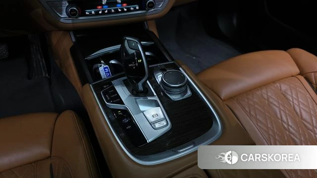 BMW 7 Series (G11) id 3910325 из Кореи 19