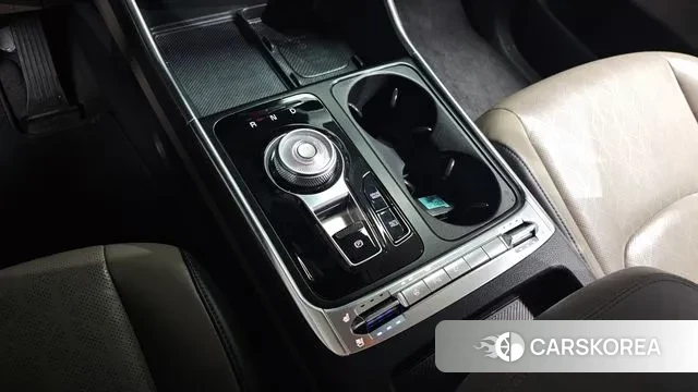 Kia The New Carnival 4th Generation id 3776120 из Кореи 19