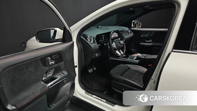 Mercedes-Benz GLA - Class H247 id 4585236 из Кореи 35