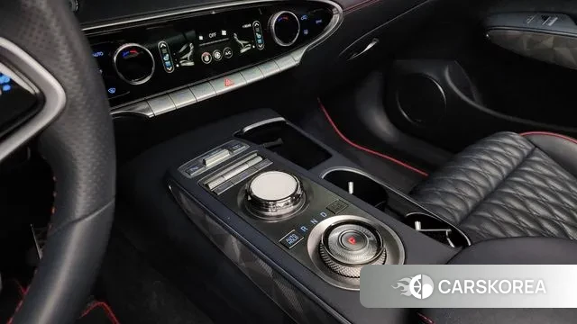 Genesis GV70 id 3685664 из Кореи 19