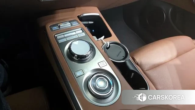 Genesis GV70 id 2999231 из Кореи 19