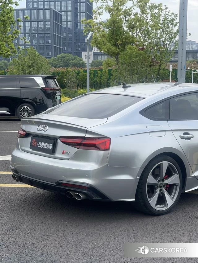 Audi S5 id 4348615 из Китая 21