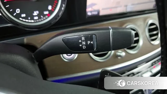 Mercedes-Benz E-Class W213 id 2995257 из Кореи 19