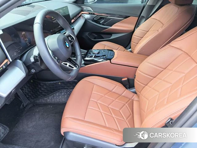 BMW 5 series id 4259107 из Китая 13