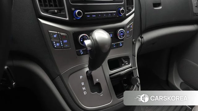 Hyundai The New Grand Starex id 4626246 из Кореи 29