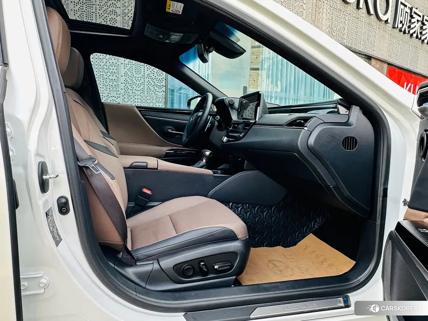 Lexus ES id 4654559 из Китая 24