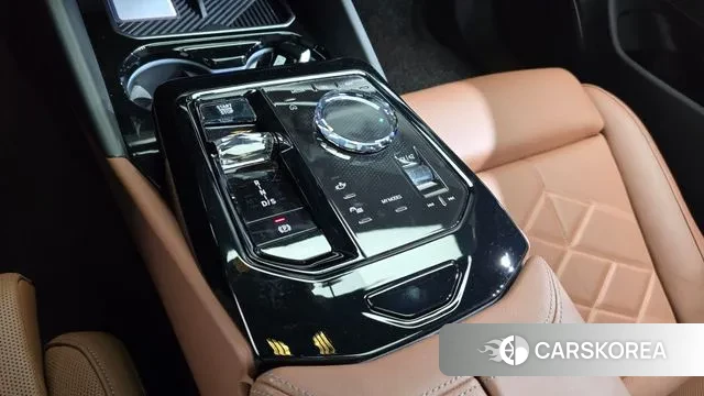 BMW 5 Series (G60) id 3431558 из Кореи 19