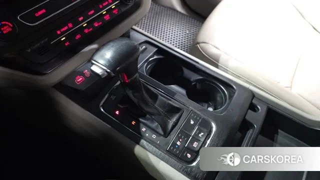 Kia All New Carnival id 3608446 из Кореи 19