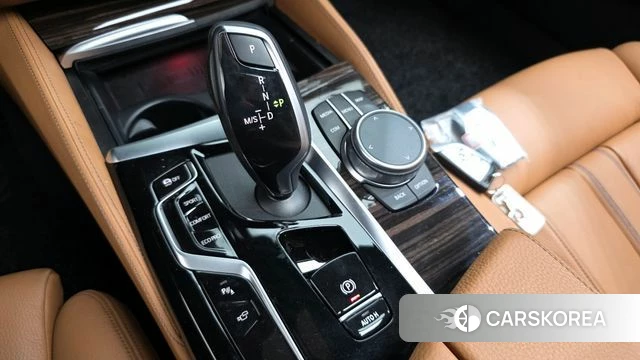 BMW 5 Series (G30) id 4309923 из Кореи 36