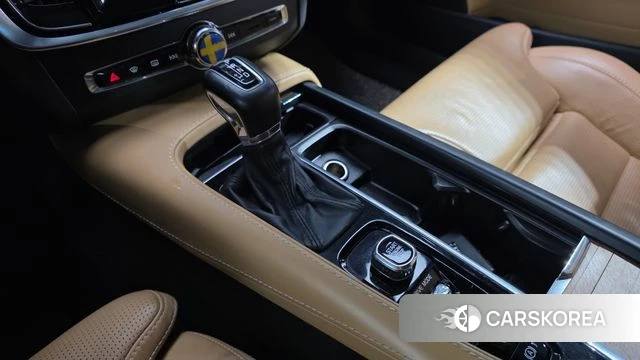 Volvo S90 id 3867083 из Кореи 19