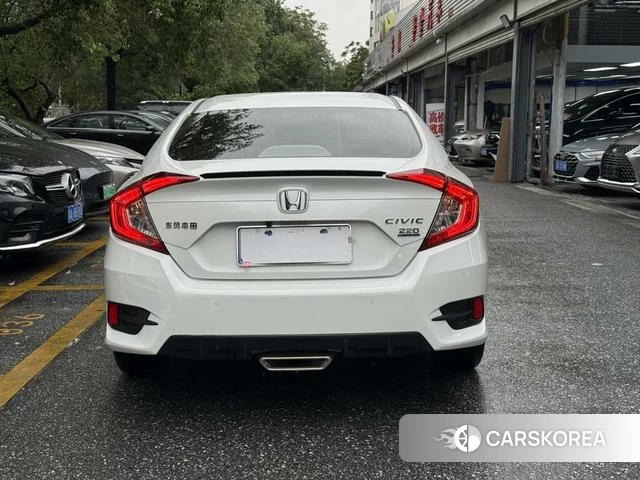Honda Civic id 4341890 из Китая 23