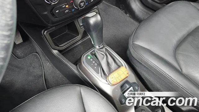 Jeep Renegade id 2485432 из Кореи 19