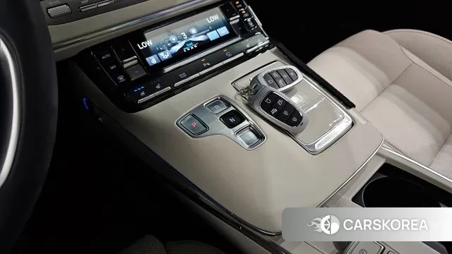 Hyundai The New Grandeur IG id 3059187 из Кореи 19