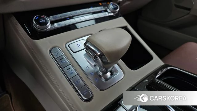 Genesis G90 id 4651695 из Кореи 19