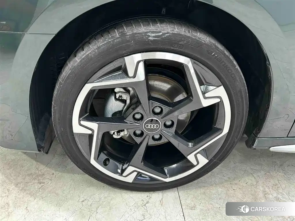 Audi A3 id 4570597 из Китая 23