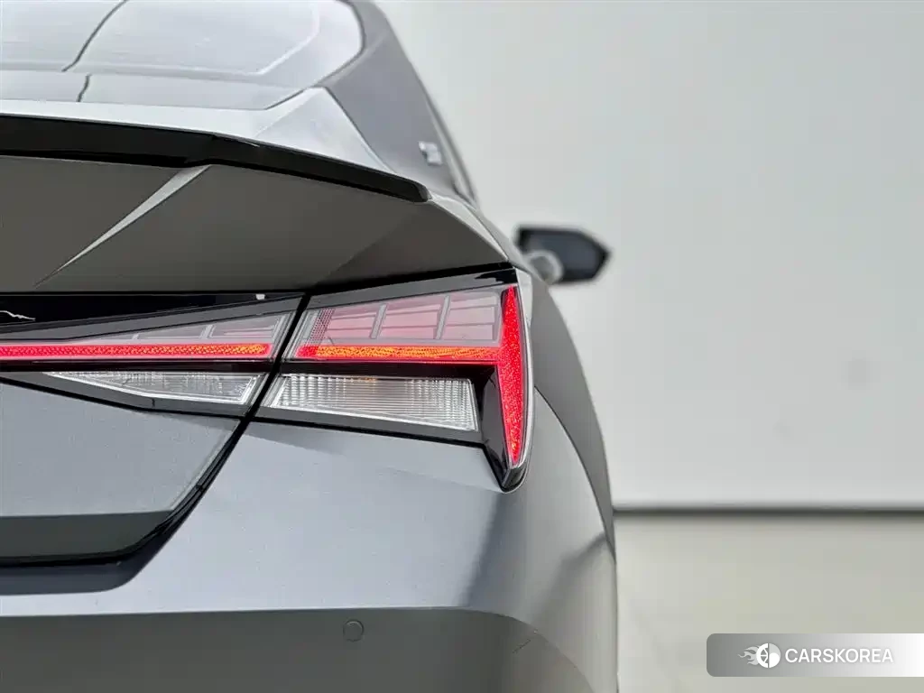 Hyundai Elantra id 4654476 из Китая 17