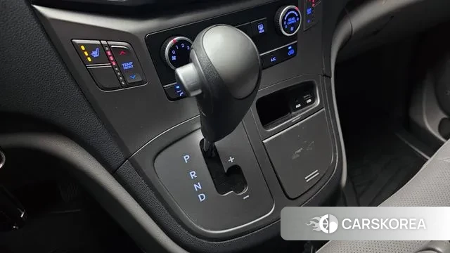 Hyundai The New Grand Starex id 3736171 из Кореи 19