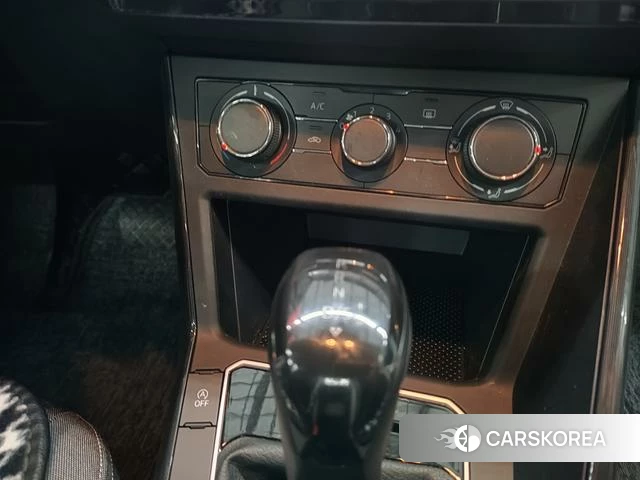 Volkswagen Lavida id 4275259 из Китая 18