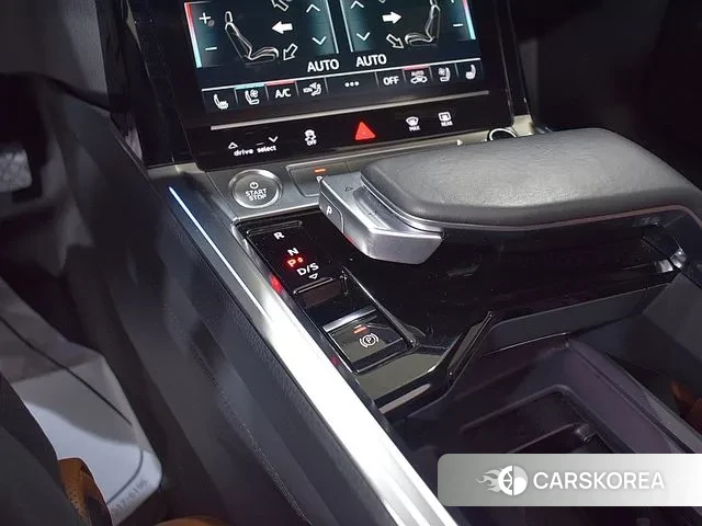 Audi e-Tron id 2940588 из Кореи 19