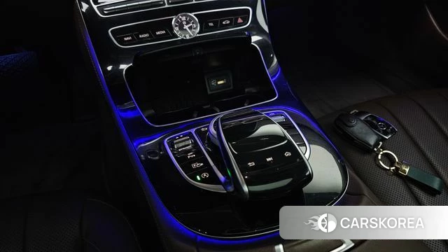 Mercedes-Benz E-Class W213 id 4882315 из Кореи 31