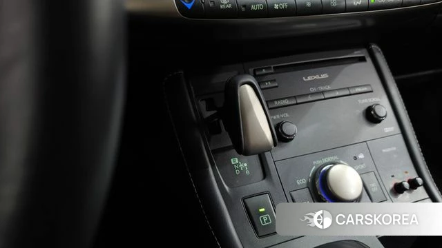 Lexus CT200h id 4285767 из Кореи 32