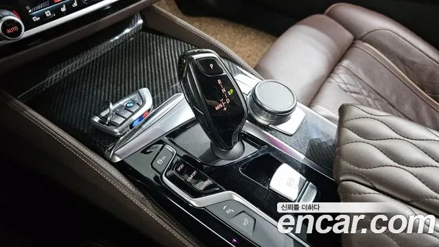 BMW 5 Series (G30) id 2876369 из Кореи 19