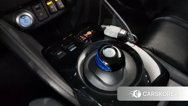 Nissan Leaf (ZE1) id 3728072 из Кореи 19