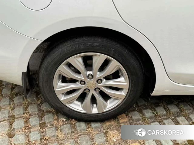 Buick Yinglang id 4241830 из Китая 20