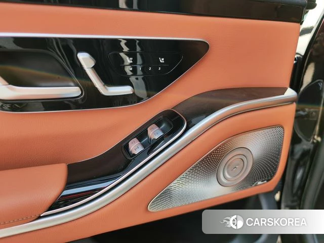 Mercedes-Benz S-class id 4271547 из Китая 24