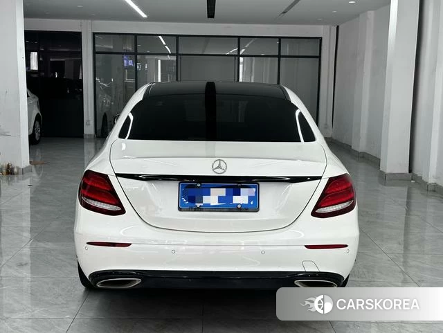 Mercedes-Benz E-class id 4222251 из Китая 14