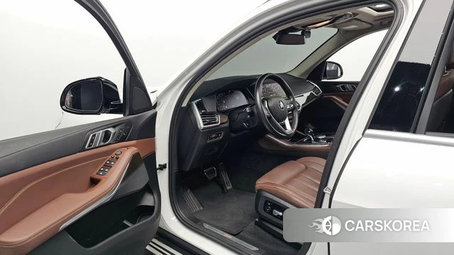 BMW X5 (G05) id 4688438 из Кореи 33