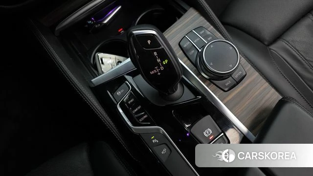 BMW 5 Series (G30) id 4703627 из Кореи 19