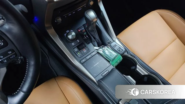 Lexus NX300h id 4180575 из Кореи 19