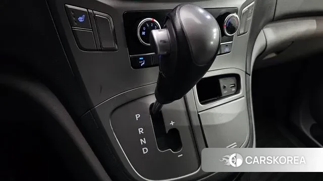 Hyundai The New Grand Starex id 2902758 из Кореи 19