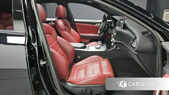 Kia Stinger id 3867498 из Кореи 19