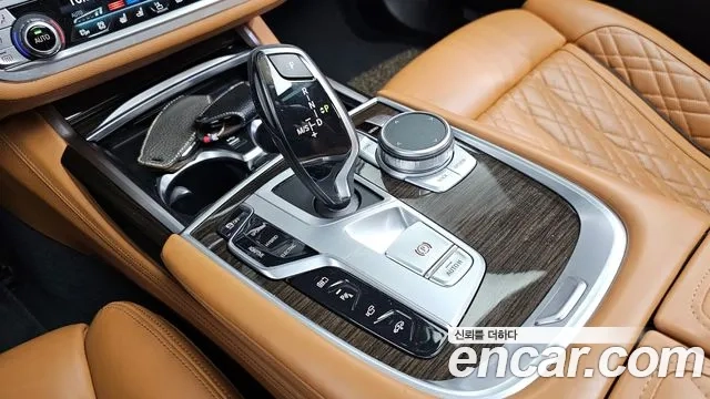 BMW 7 Series (G11) id 2858466 из Кореи 19