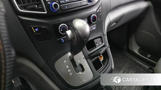 Hyundai The New Grand Starex id 4677943 из Кореи 29