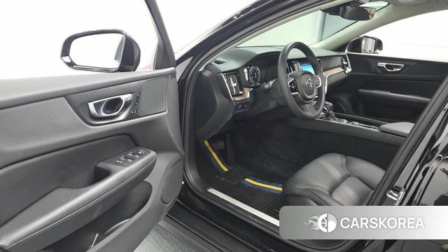 Volvo V60 Cross-Country 2nd Generation id 4581720 из Кореи 29