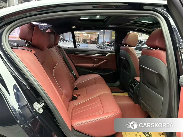 BMW 5 series id 4260577 из Китая 9